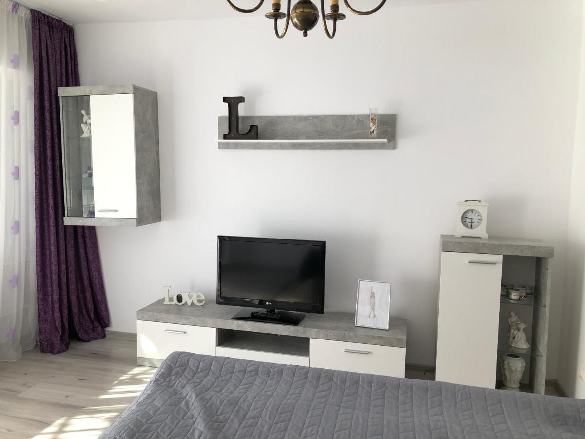 Le Garcon De Cristina-Simple,Quiet,Spacious Studio Bukarest Kültér fotó