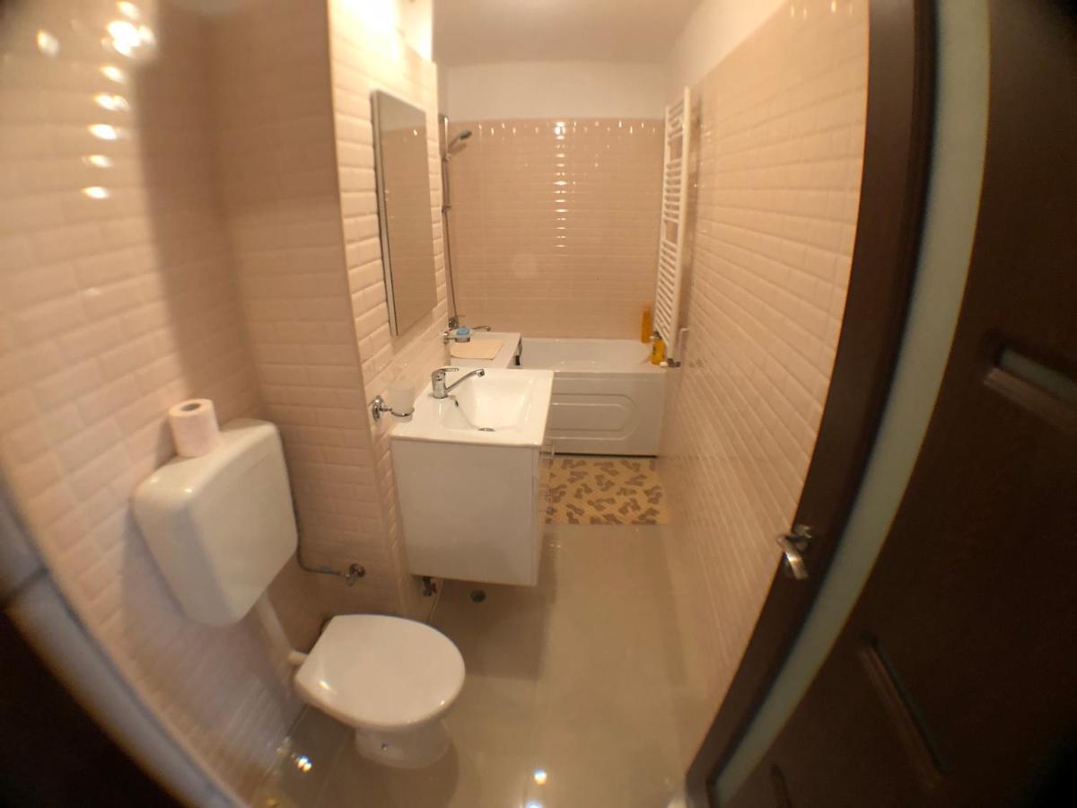 Le Garcon De Cristina-Simple,Quiet,Spacious Studio Bukarest Kültér fotó